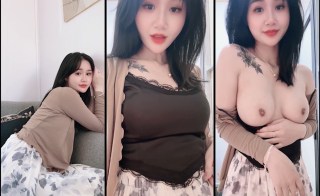 Em gái ngây thơ show lần đầu liên tục gào lên gọi chị cầu cứu vì không biết show như thế nào