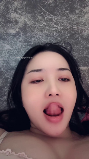 Gái xinh chơi kèo show bất chấp ngày rụng trứng
